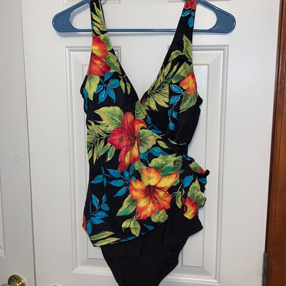 One piece swimsuit